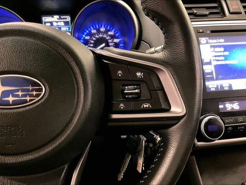 Used 2018 Subaru Outback 2.5i Premium image 19