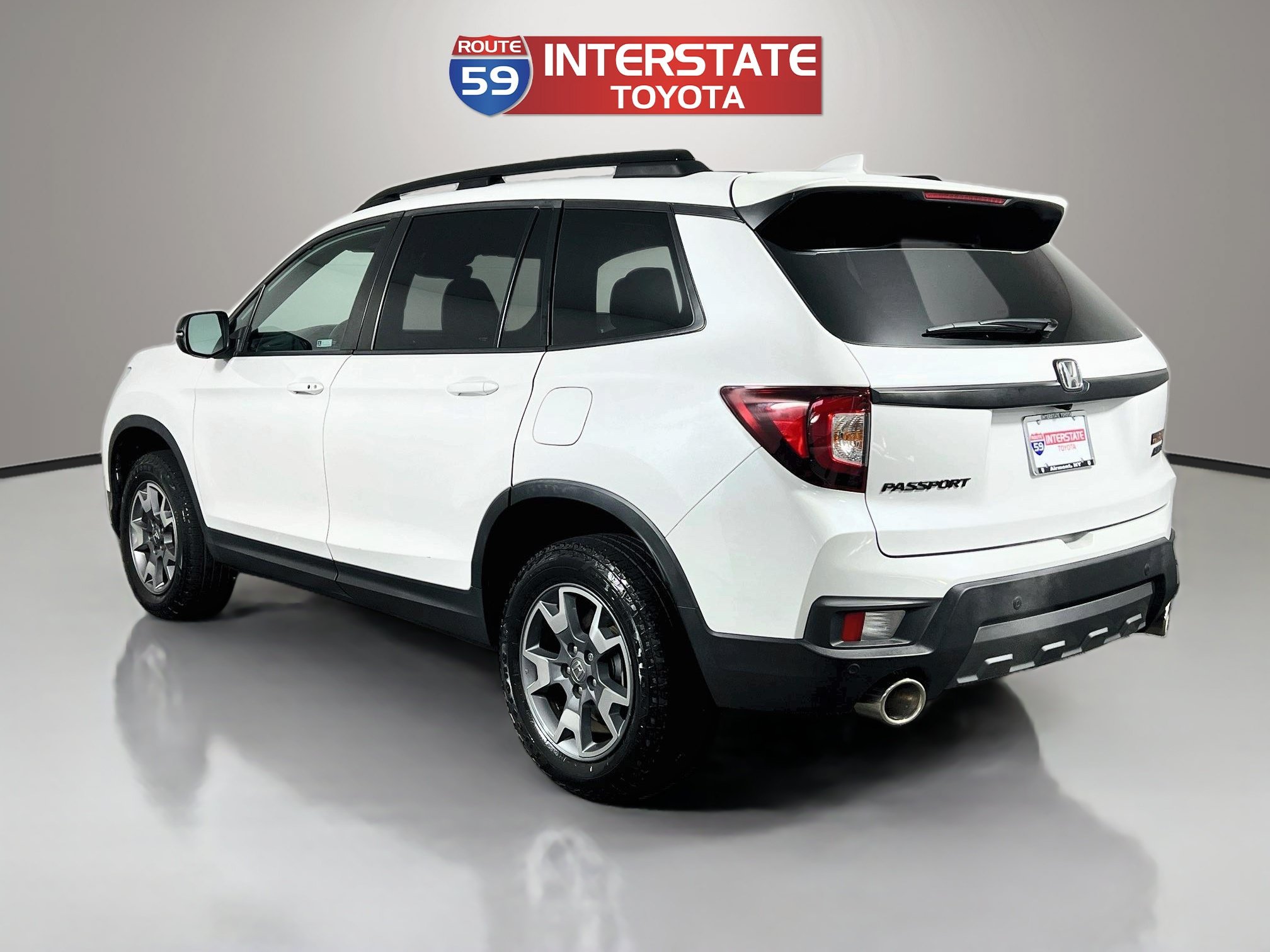 Used 2023 Honda Passport TrailSport image 5