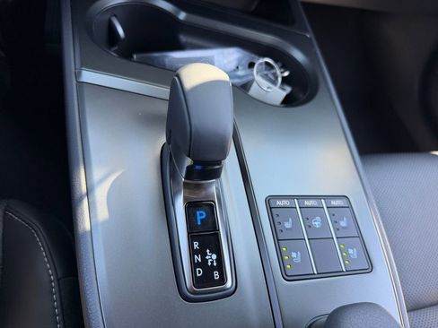 Used 2026 Lexus UX 300h AWD image 21
