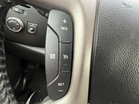 Used 2011 GMC Sierra 1500 SLE image 19