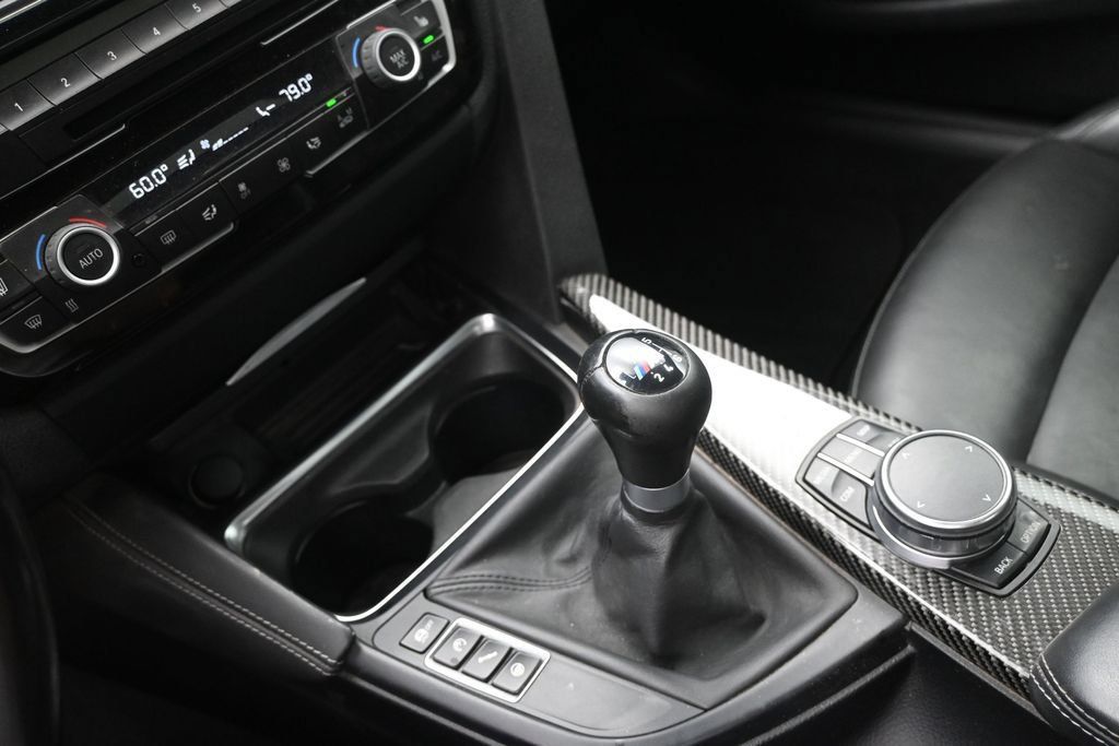 Used 2018 BMW M4 Coupe RWD image 19