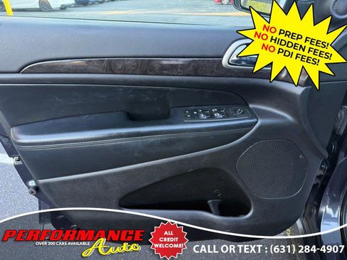 Used 2013 Jeep Grand Cherokee Laredo AWD/4WD image 25