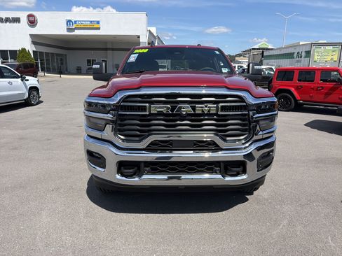Used 2026 RAM 2500 Big Horn AWD/4WD image 2
