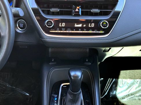 Used 2021 Toyota Corolla XSE FWD image 31