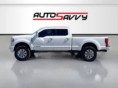 Used 2019 Ford F350 Platinum w/ Platinum Ultimate Package AWD/4WD image 4