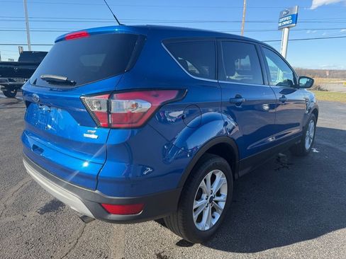 Used 2017 Ford Escape SE w/ SE Cold Weather Package image 7