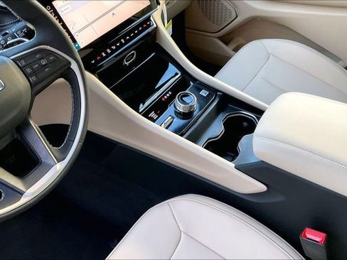 New 2026 Jeep Grand Cherokee Limited image 7