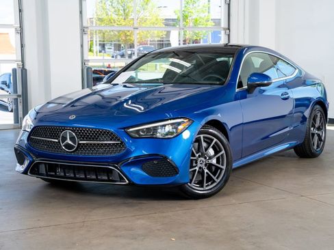 Used 2024 Mercedes-Benz CLE 300 4MATIC Coupe image 2