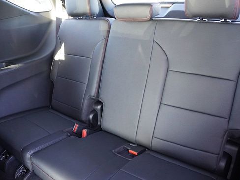 New 2026 Chevrolet Traverse Z71 image 12