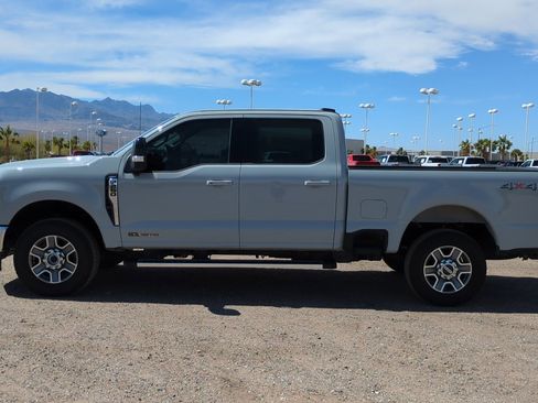 Used 2025 Ford F250 Lariat AWD/4WD image 9