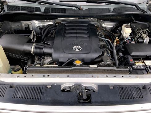 Used 2015 Toyota Tundra Limited image 31