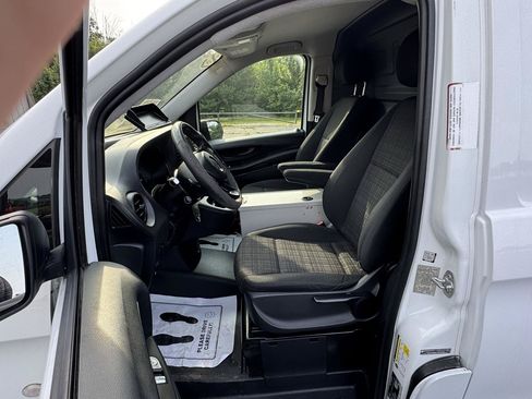 Used 2016 Mercedes-Benz Metris image 10