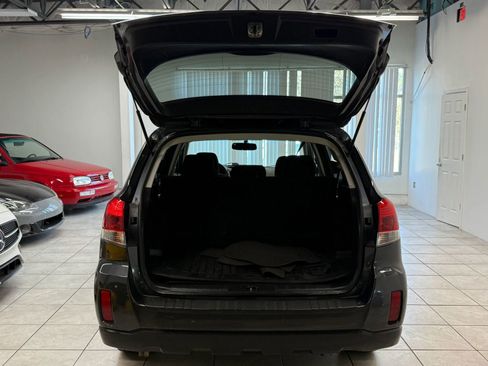 Used 2011 Subaru Outback 2.5i Premium AWD/4WD image 20
