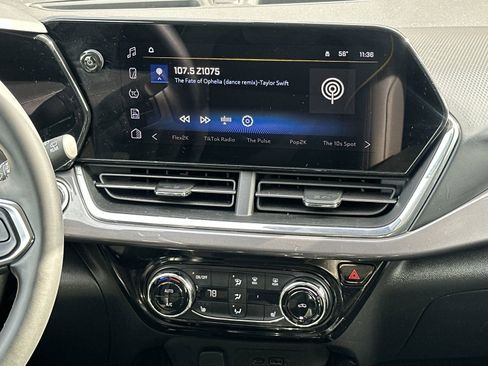 Certified 2025 Chevrolet Trax ACTIV w/ Driver Confidence Package image 25