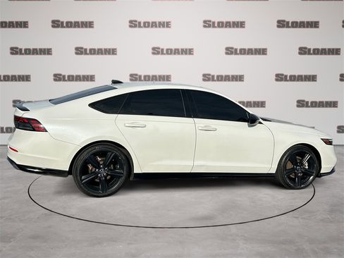 Used 2023 Honda Accord Sport image 6