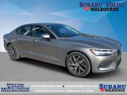 Used 2019 Volvo S60 T6 Momentum w/ Multimedia Package