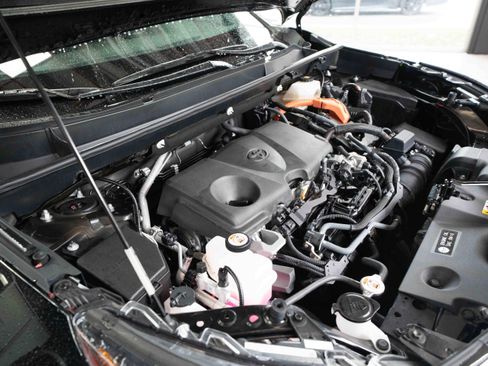 Used 2024 Toyota RAV4 AWD Hybrid w/ Weather Package image 32