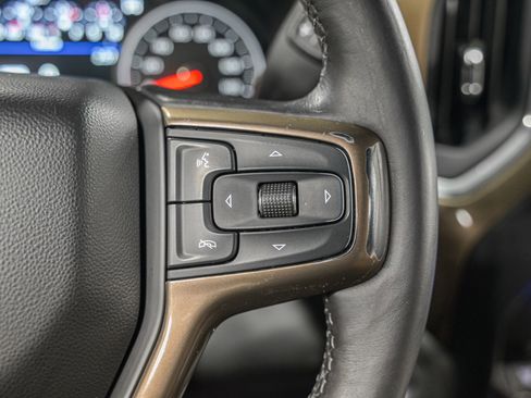 Used 2022 Chevrolet Silverado 2500 High Country w/ Safety Package II image 19