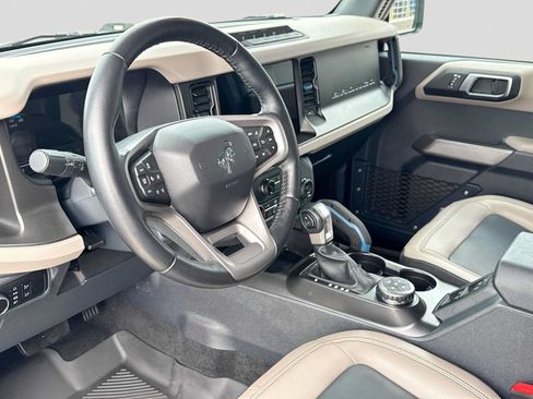 Certified 2023 Ford Bronco Wildtrak AWD/4WD image 2