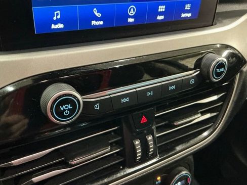 Used 2020 Ford Escape SE FWD image 23