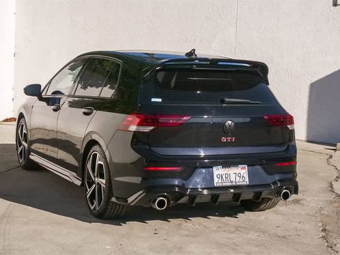 Used 2024 Volkswagen GTI SE image 9