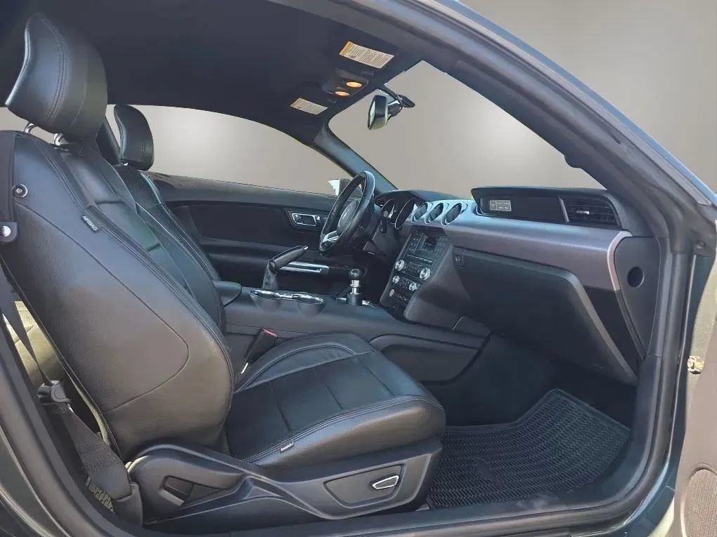 Used 2016 Ford Mustang GT RWD image 30