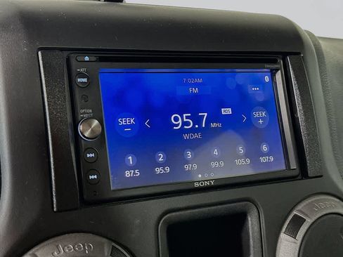 Used 2016 Jeep Wrangler Unlimited Sport w/ Max Tow Package AWD/4WD image 16