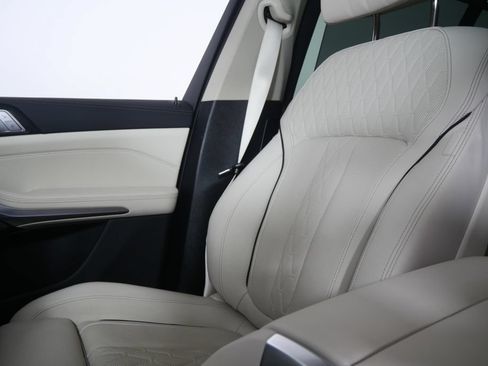 Certified 2026 BMW X7 xDrive40i AWD/4WD image 31