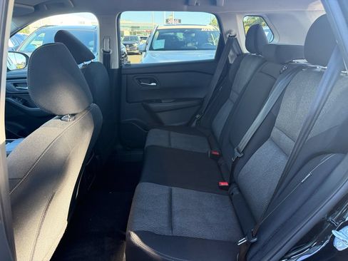 Used 2024 Nissan Rogue SV FWD image 24
