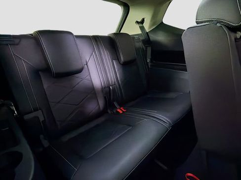 New 2026 Volkswagen Atlas SE FWD image 29