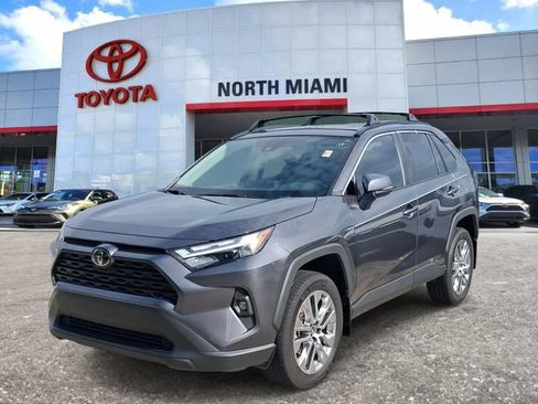 Used 2025 Toyota RAV4 XLE Premium FWD image 2