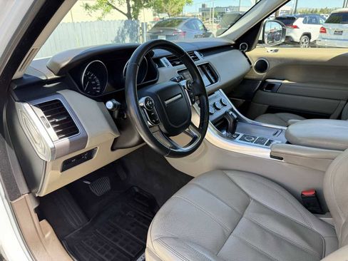 Used 2015 Land Rover Range Rover Sport HSE image 23