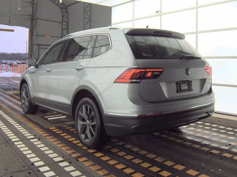 Used 2023 Volkswagen Tiguan SE image 9