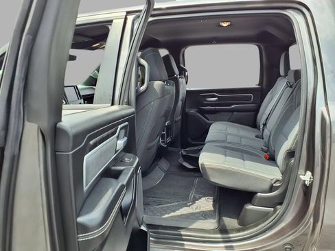 Used 2022 RAM 1500 Big Horn AWD/4WD image 22
