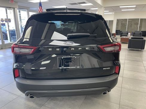 New 2026 Ford Escape ST-Line w/ Tech Pack #1 image 4