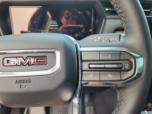 New 2026 GMC Terrain Elevation w/ Technology Package II image 18