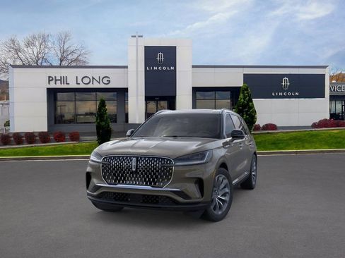 New 2026 Lincoln Aviator Reserve image 2