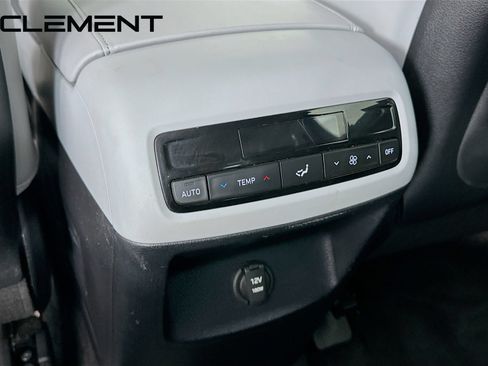 Certified 2025 Hyundai Palisade SEL FWD image 34