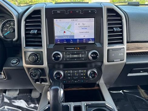 Used 2020 Ford F150 Lariat w/ Equipment Group 502A Luxury AWD/4WD image 25