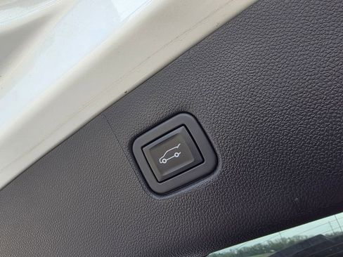 Used 2023 Chevrolet Blazer RS w/ Driver Confidence II Package FWD image 30