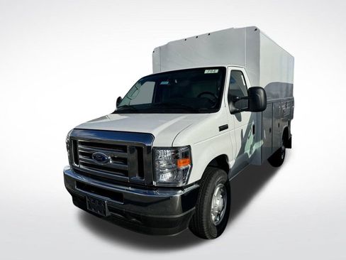 New 2025 Ford E-350 and Econoline 350 Super Duty w/ Power Equipment Group RWD image 6