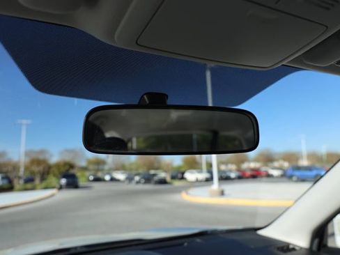 Used 2017 Subaru Forester 2.5i w/ Alloy Wheel Package image 40