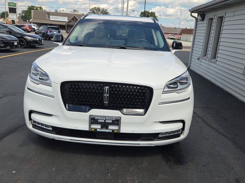 Used 2022 Lincoln Aviator Reserve w/ Equipment Group 201A AWD/4WD image 7
