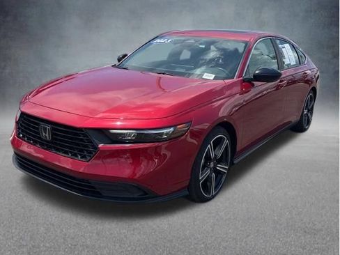 Used 2023 Honda Accord Sport image 3