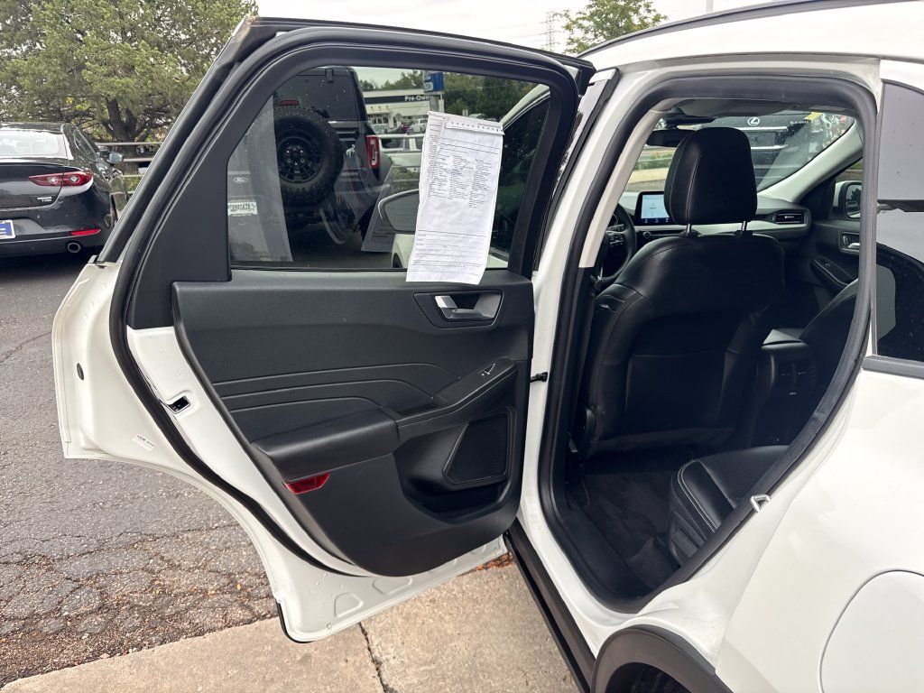 Certified 2021 Ford Escape SEL FWD image 20