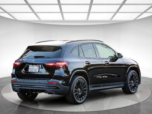 Certified 2025 Mercedes-Benz GLA 250 GLA 250 image 4