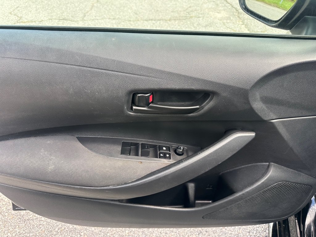 Used 2024 Toyota Corolla LE FWD image 12