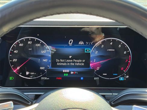 Used 2024 Mercedes-Benz GLE 350 4MATIC w/ 3rd Row Seat Package image 27