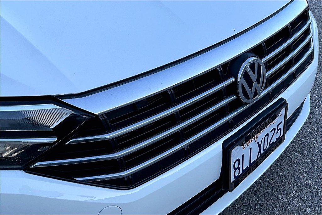 Used 2019 Volkswagen Jetta S w/ Driver Assistance Package FWD image 33