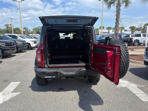 Used 2025 Ford Bronco Badlands AWD/4WD image 11